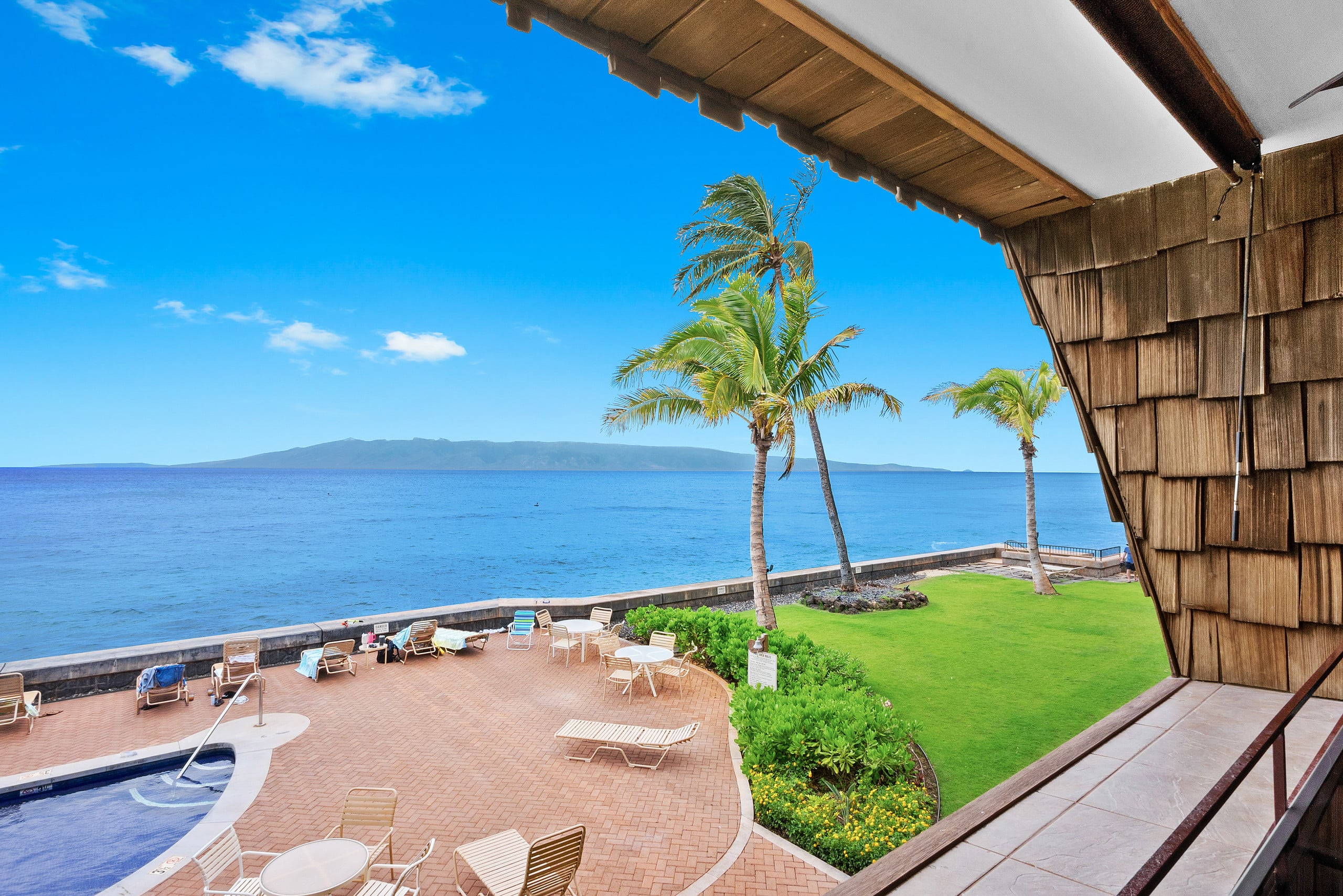 Condo in Lahaina · ★5.0 · 1 bedroom · 3 beds · 1 private bath - Image 21