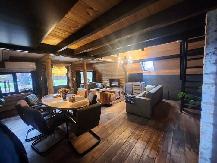 Vrijstaand Bungalow Met Jacuzzi - Ommen