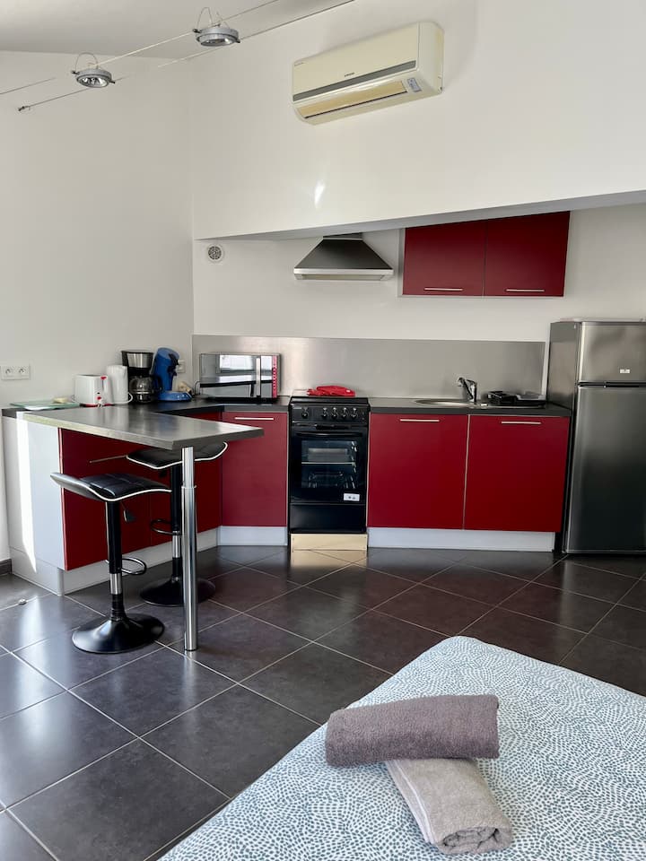 Studio U Pinu, Piscine ,6 Kms De Porto Vecchio - Porto-Vecchio