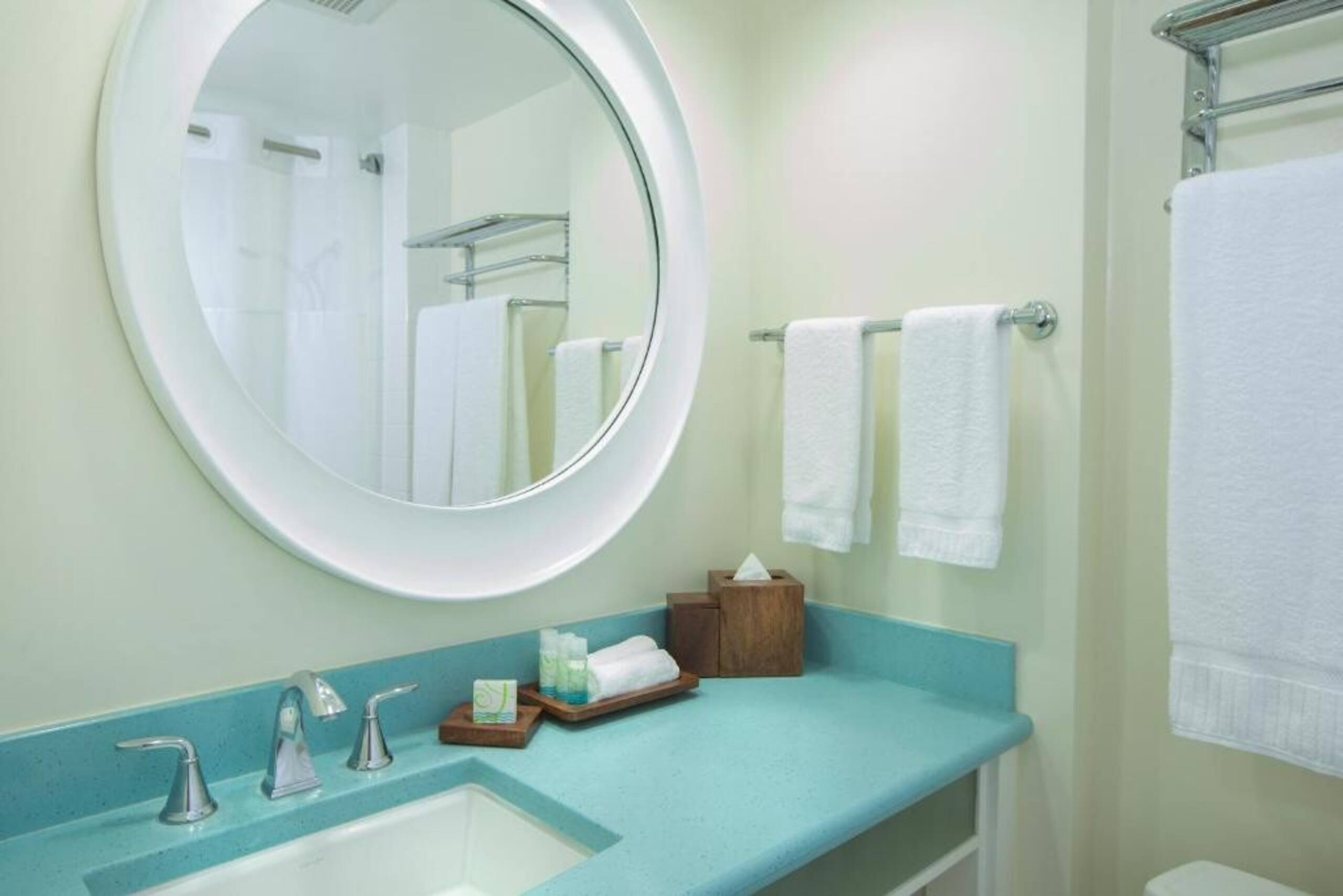 Hotel in Honolulu · ★4.5 · 1 bedroom · 1 private bath - Image 6