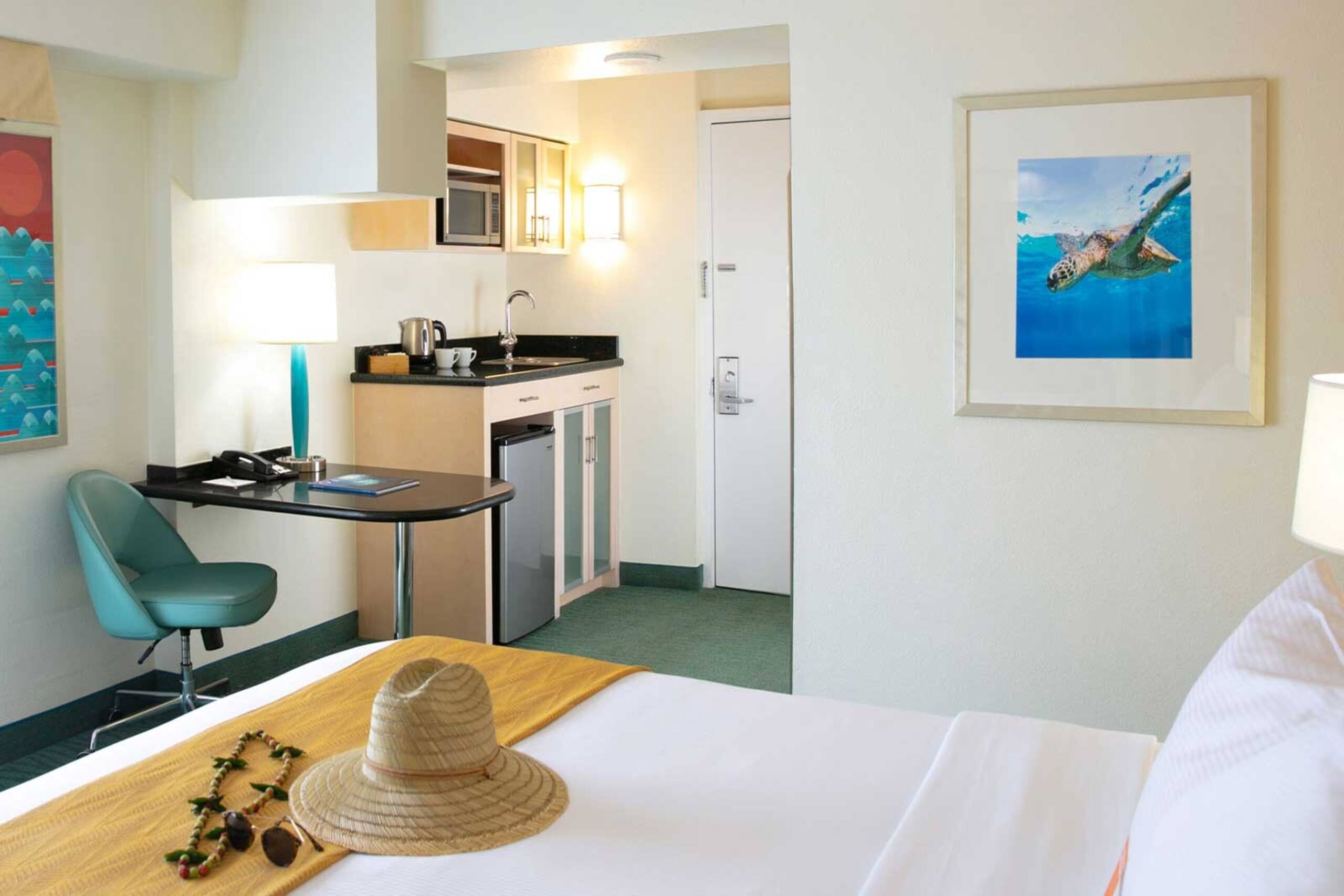 Hotel in Honolulu · ★4.5 · 1 bedroom · 1 private bath - Image 5