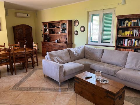 Airbnb con migliori performance: Casa Pila Chieti Scalo [it069022c2zO7jneva] a Chieti