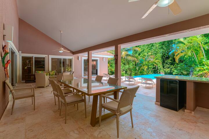 Conti Vacation Rentals managed Airbnb listing 3