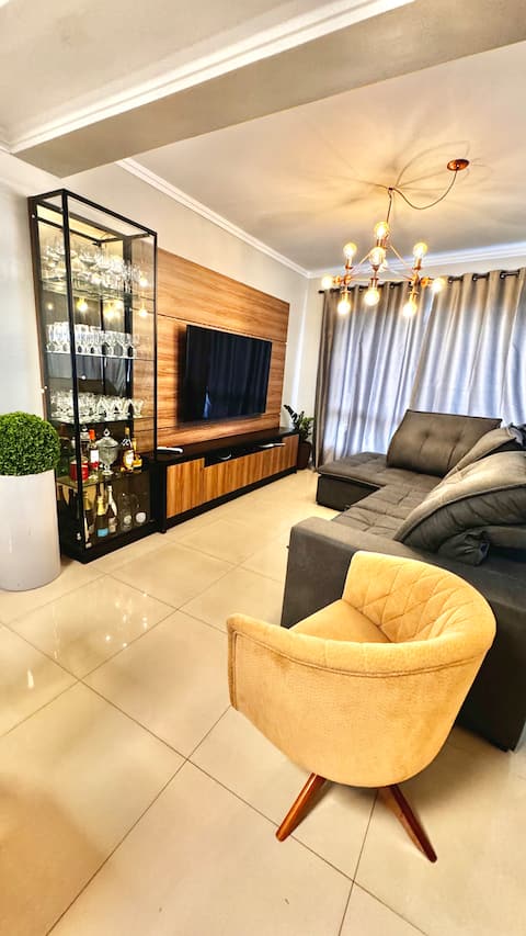 3 bedrooms* w/sea view* 100 meters from the beach!