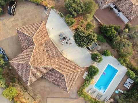 Figari PORTO VECCHIO Villa 12 pers Pool BEACHES