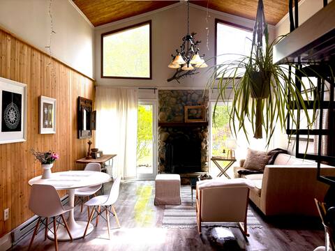 SPRUCELittle CABIN/Pocono  Mountains/PA