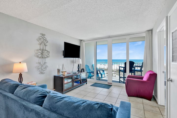 Beach Front 2b2ba Condo - Close To Everything! - Gulf Shores, AL