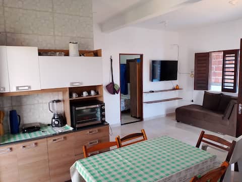 Imóvel de sucesso: Upstairs house with balcony and parking em Quixadá