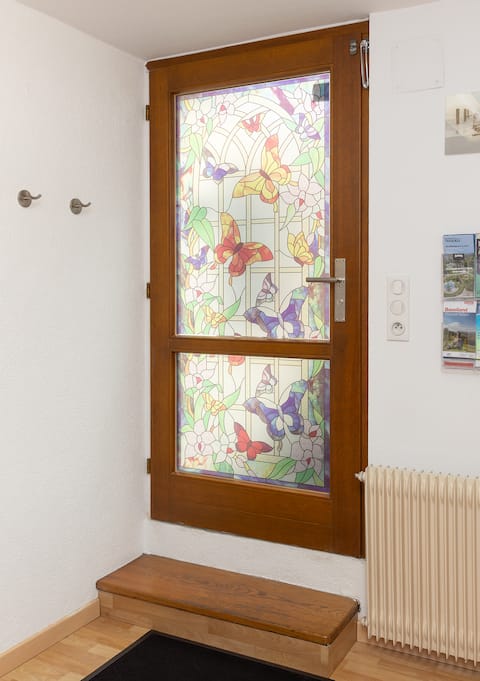 Popular Airbnb listing: Quiet Studio · Personal Welcome · Near Basel in Saint Louis
