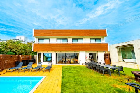 Moroisoso Luxury Villa Sauna, Pool, Beach, BBQ