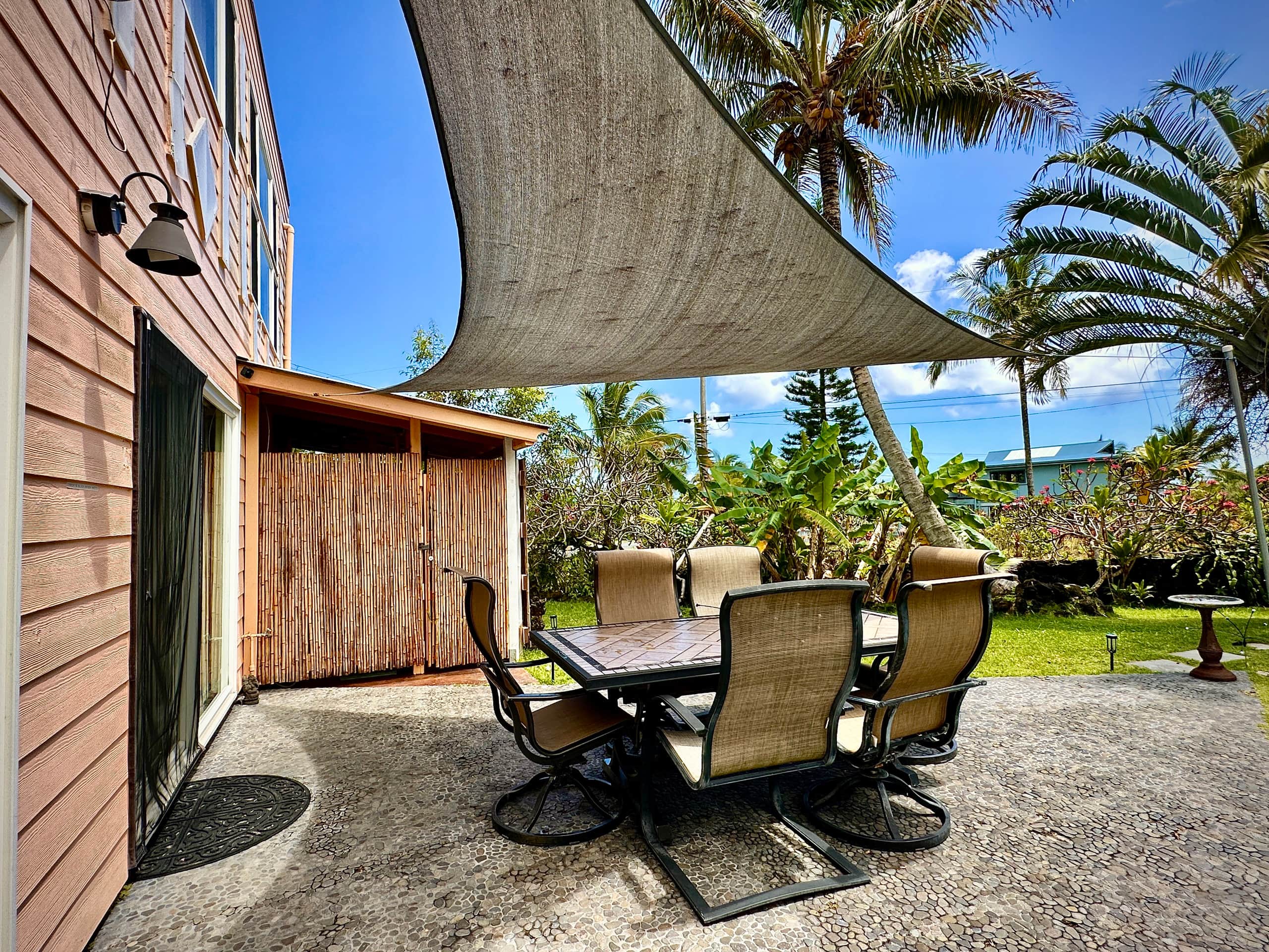 Home in Pahoa · ★4.77 · 1 bedroom · 7 beds · 2 private baths - Image 13