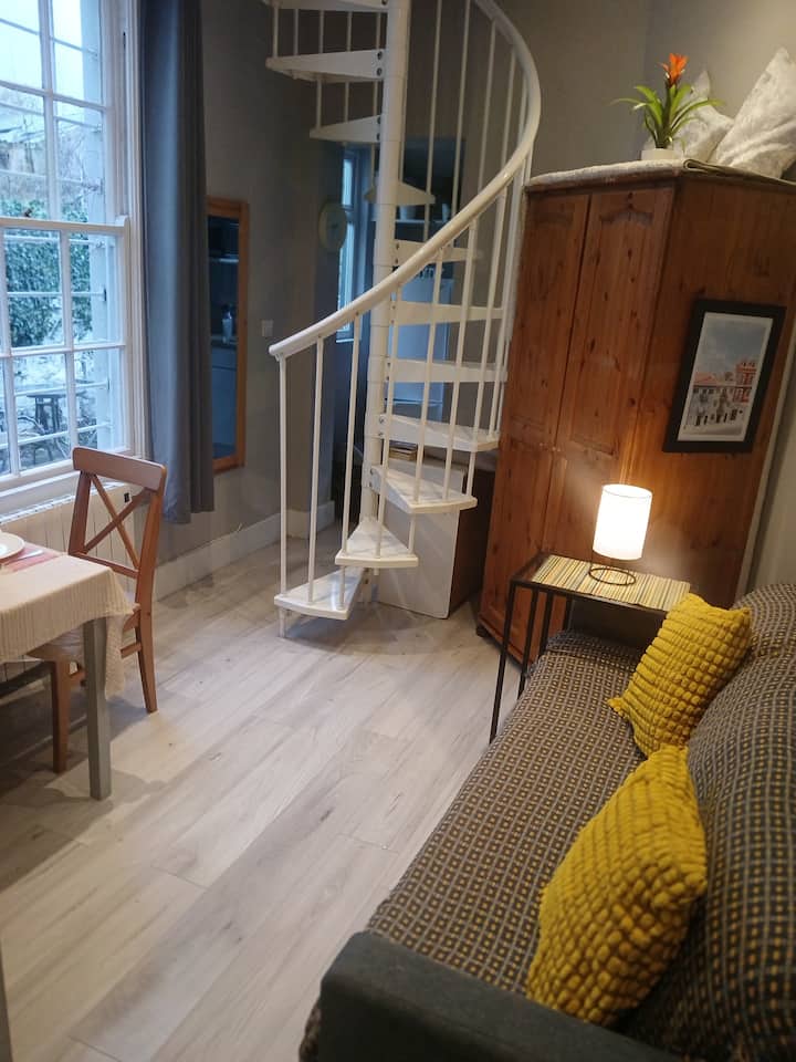 St. Patrick’s  Apartment - Dun Laoghaire