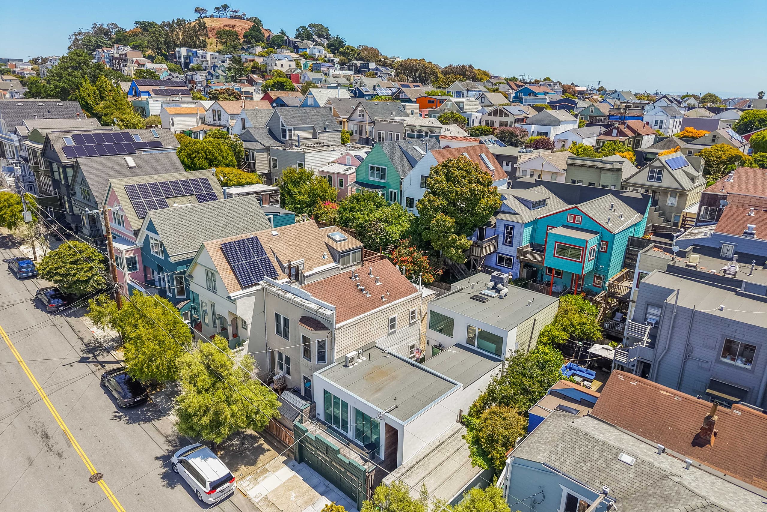 Home in San Francisco · ★4.94 · 4 bedrooms · 5 beds · 3 baths - Image 26