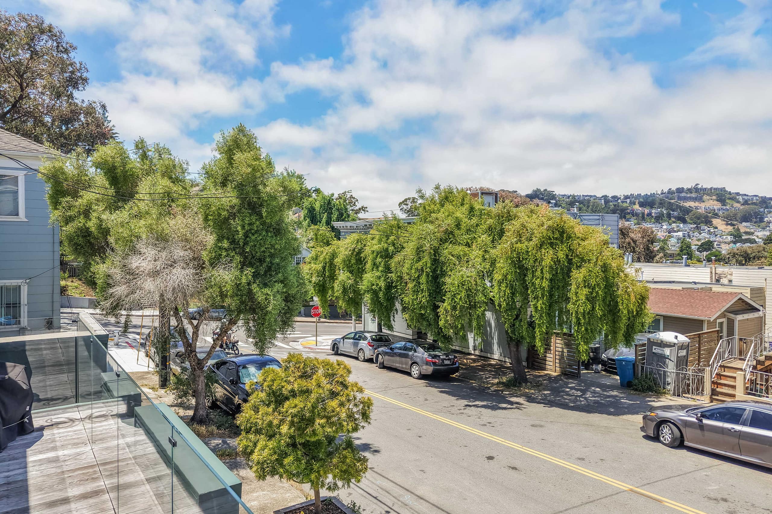 Home in San Francisco · ★4.94 · 4 bedrooms · 5 beds · 3 baths - Image 22