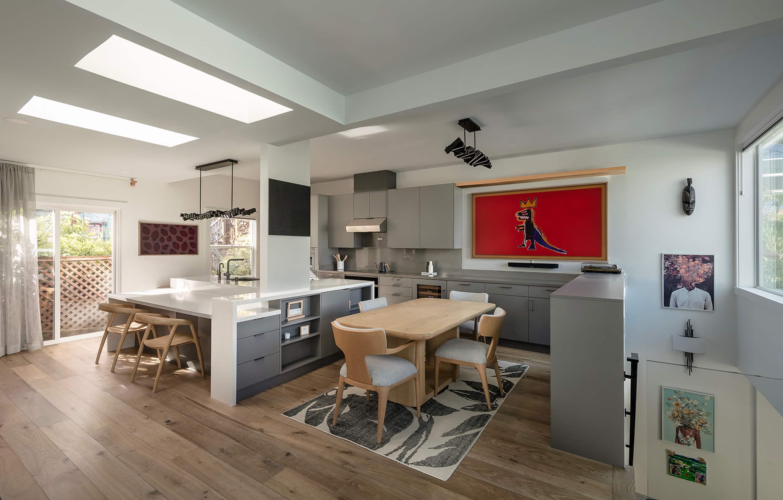 Home in San Francisco · ★4.94 · 4 bedrooms · 5 beds · 3 baths - Image 5