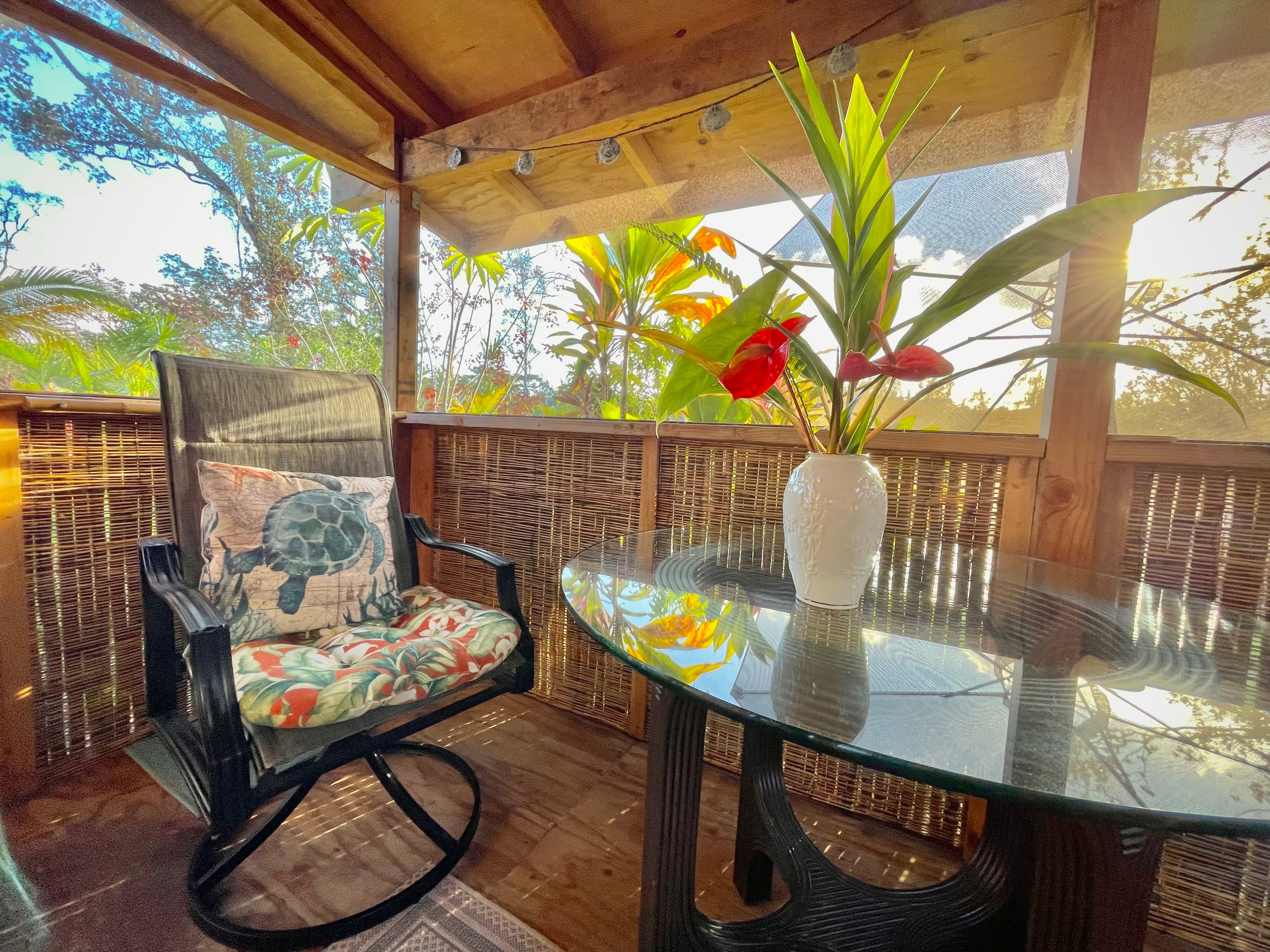 A Tropical Garden Suite - Photo 18