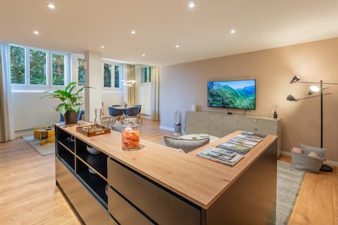Top performing Airbnb: Sophisticated apartment in the heart of Zurich in Hottingen
