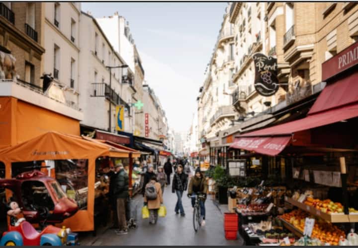 Appartement Chaleureux Dans Rue Piétonne - Paris