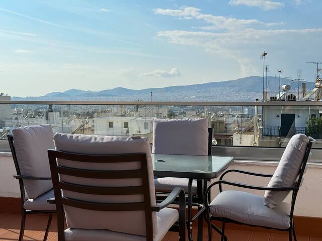 TH0 High-Standing Building Near Acropolis Rooftop gallery image 5