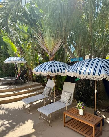 Huge private pool oasis, Steps to beach, golf cart gallery image 5