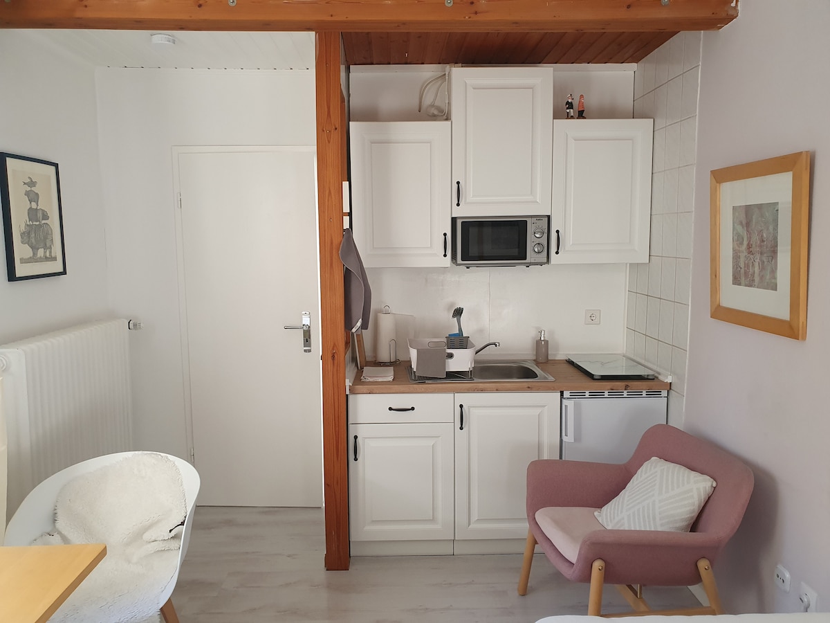 Top Airbnb: Cozy little apartment in Hamburg