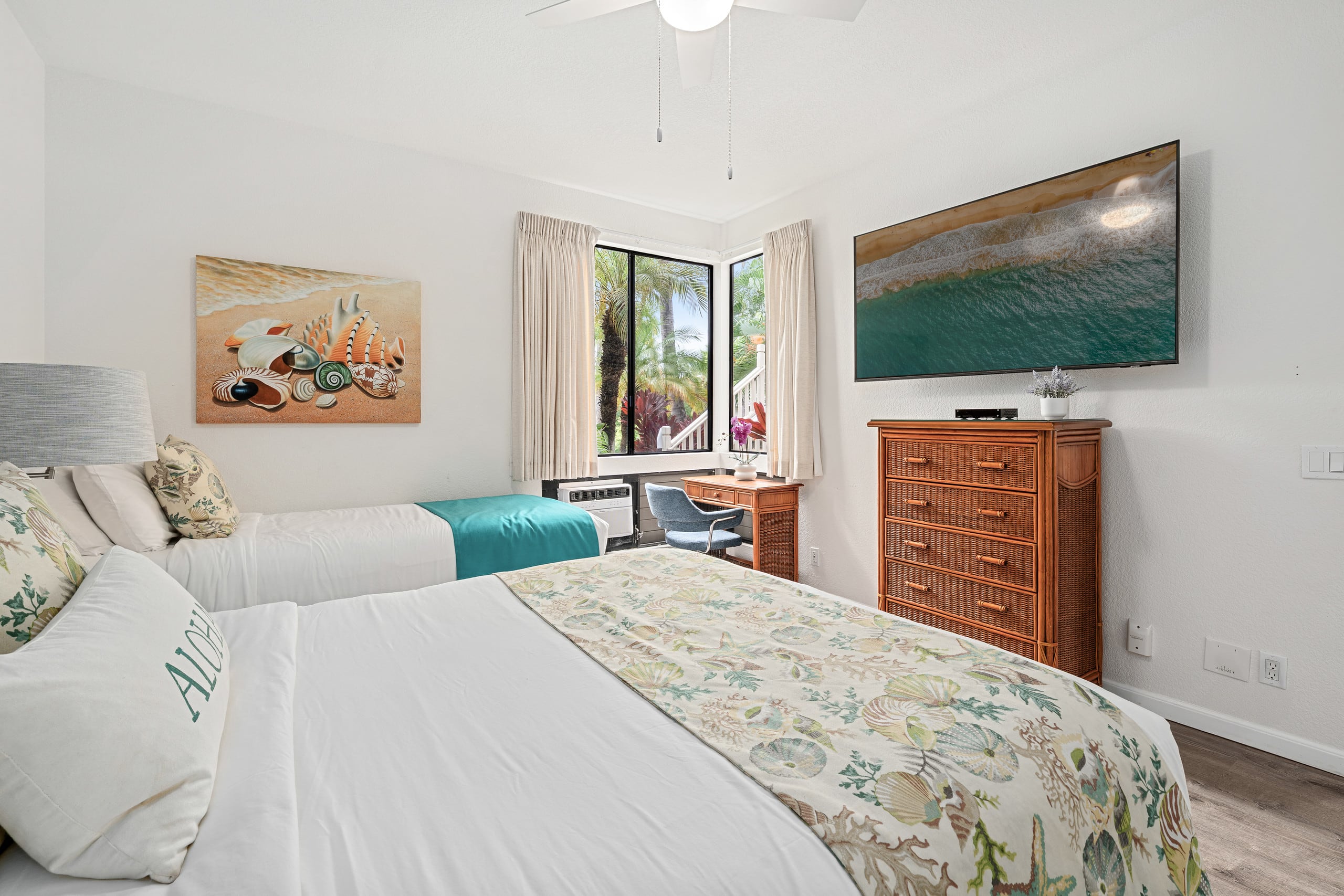Condo in Kihei · ★4.74 · 2 bedrooms · 4 beds · 2 baths - Image 35