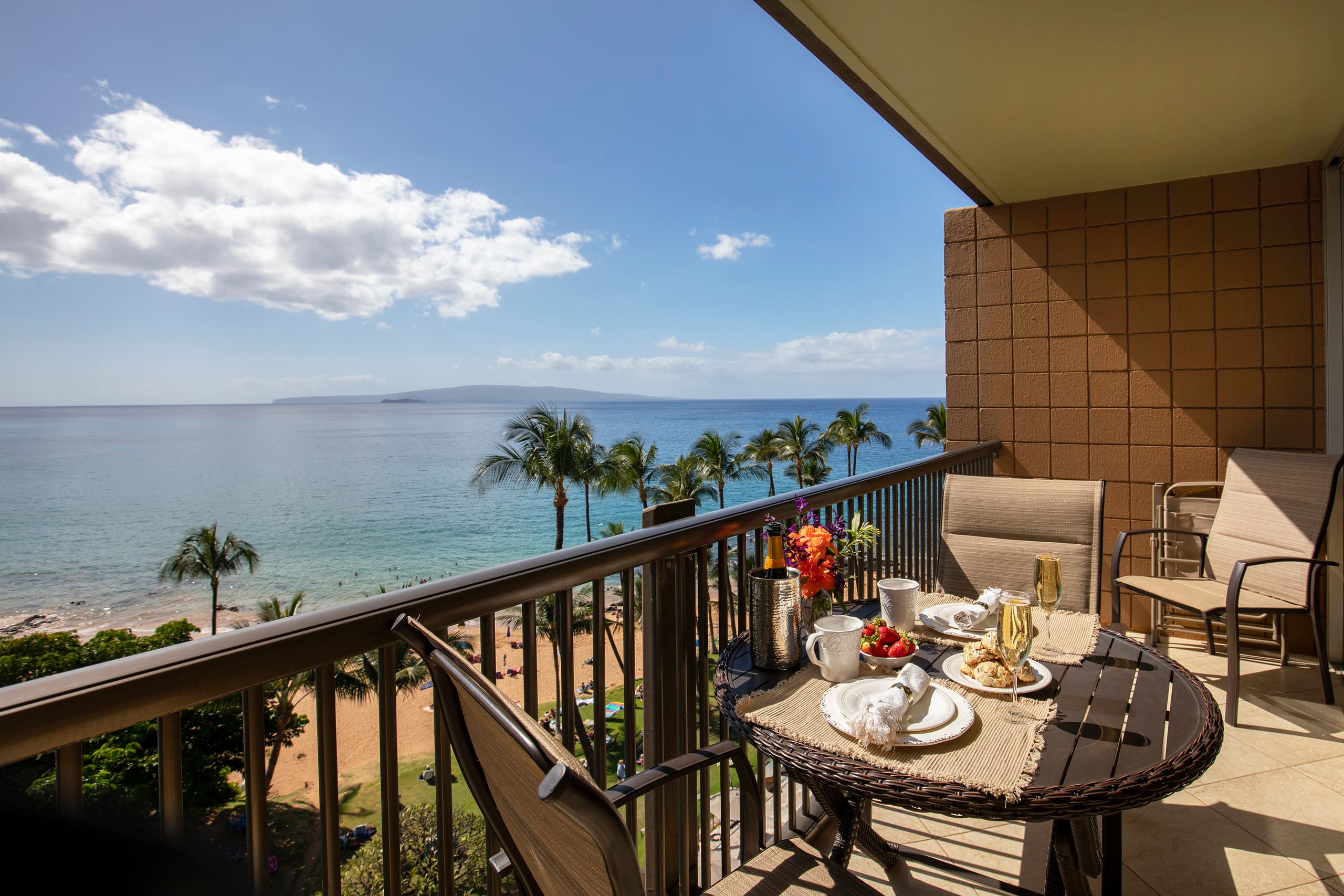 Condo in Kihei · ★4.93 · 1 bedroom · 2 beds · 1 bath - Image 1