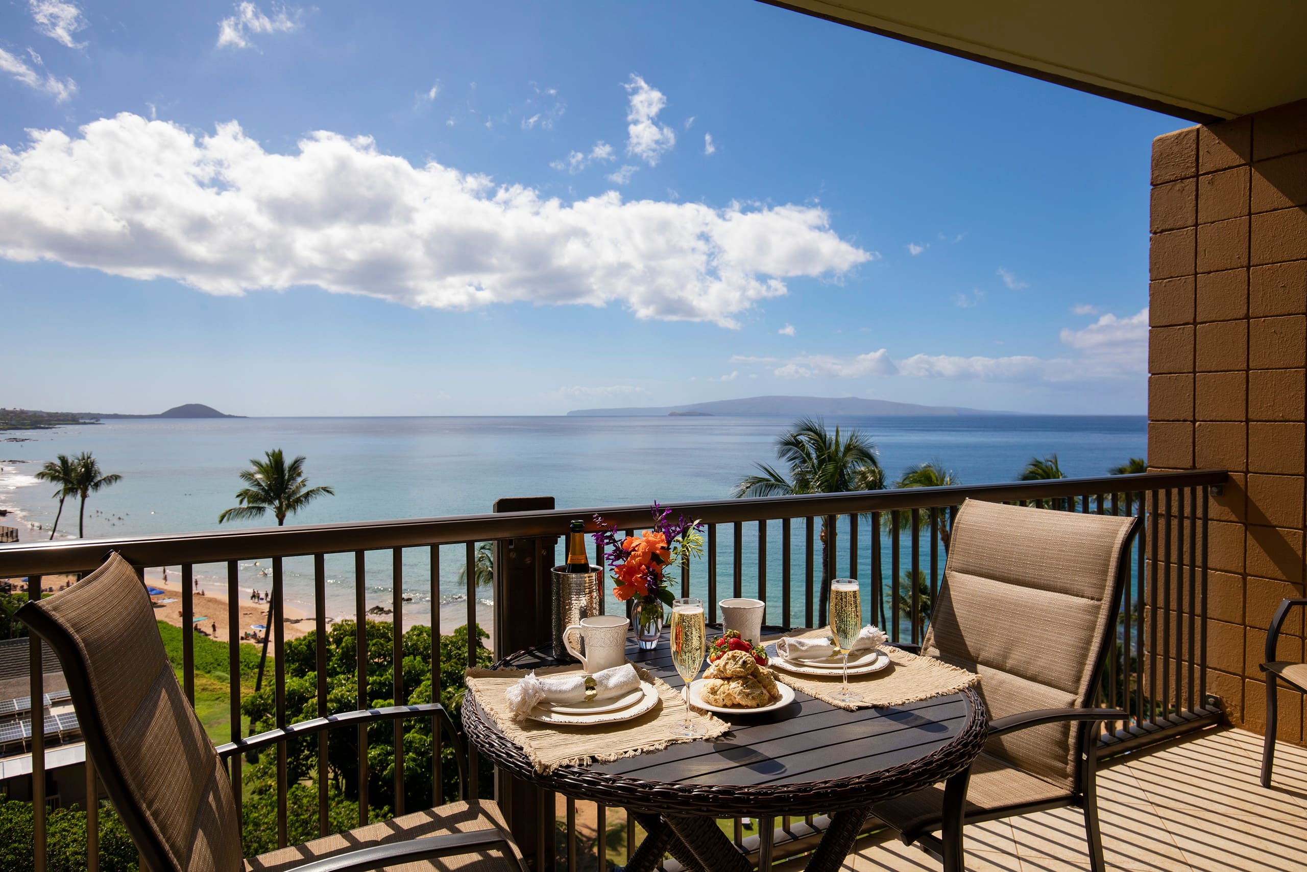 Condo in Kihei · ★4.93 · 1 bedroom · 2 beds · 1 bath - Image 6