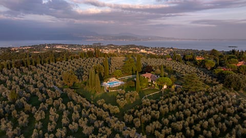 Poderi La Rocchetta (Villa & Annex)