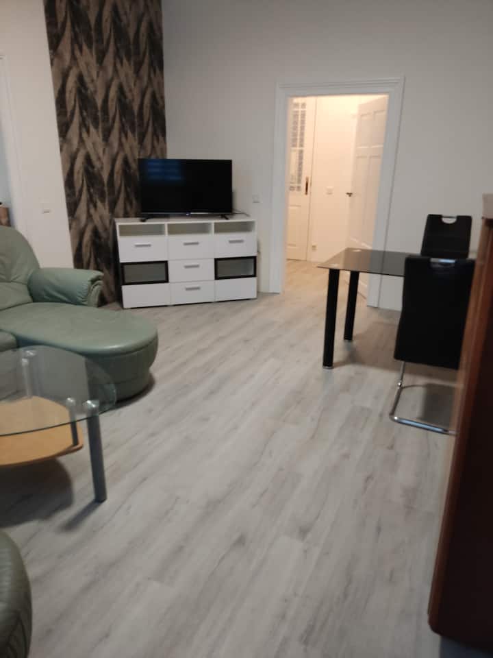 Monteur Wohnung Inkl.6 Gäste-seriös - Zeitz