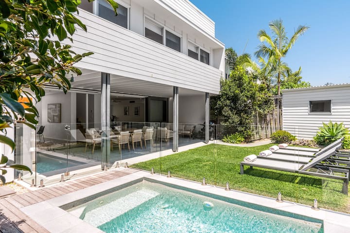 Lomani 10 – Luxury Family Home Pet Friendly