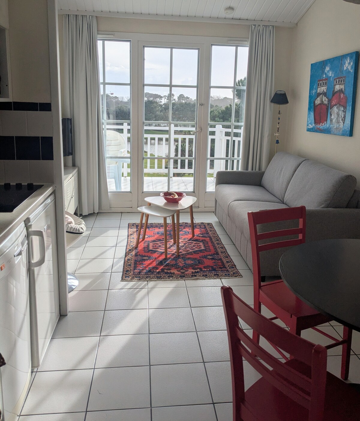 Annonce Airbnb populaire: T2, 2 people, nestled between beach and forest à Talmont Saint Hilaire