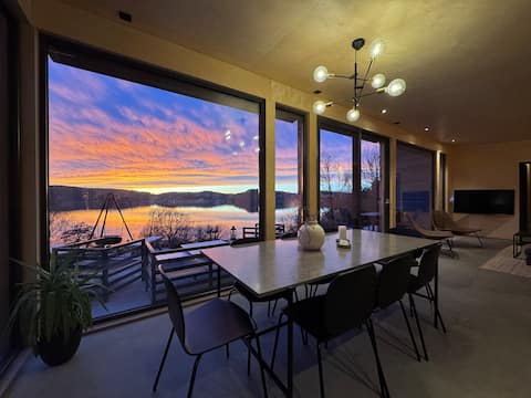 Nordic design by the beach-idyllic surroundings