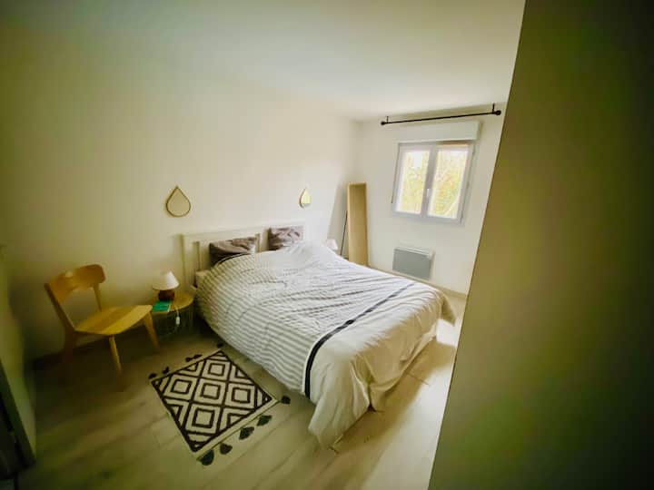 საძინებელი 1