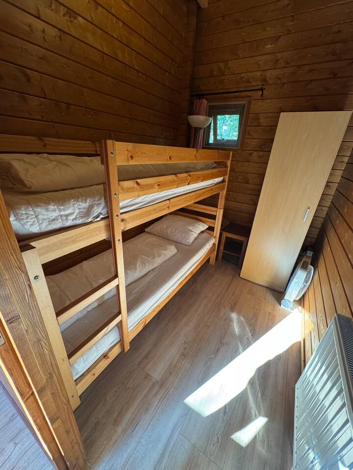Dhomë gjumi 2