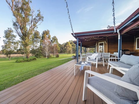Burton Farmhouse—Reconnect with Nature & Family