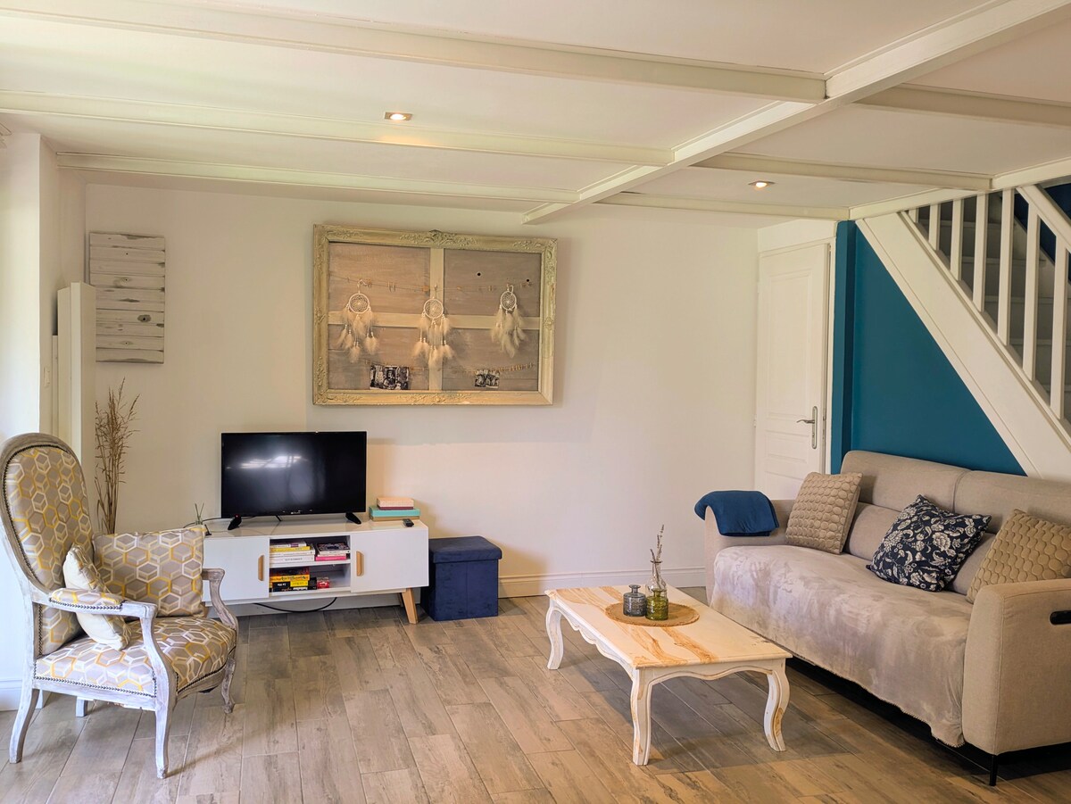 Annonce Airbnb populaire: Mas de Lira Pool/Spa 'Chez Audrey en Provence' à Carpentras