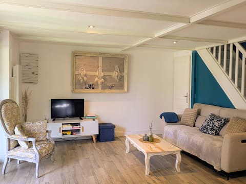 Annonce Airbnb populaire: Mas de Lira Pool/Spa 'Chez Audrey en Provence' à Carpentras