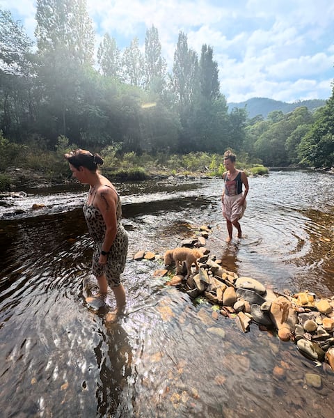 Riverfront  + Kayaks, Hot Tub, Sauna + Fire pit