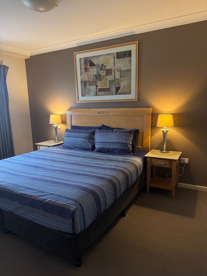 Riverside Getaway Cbd - Perth