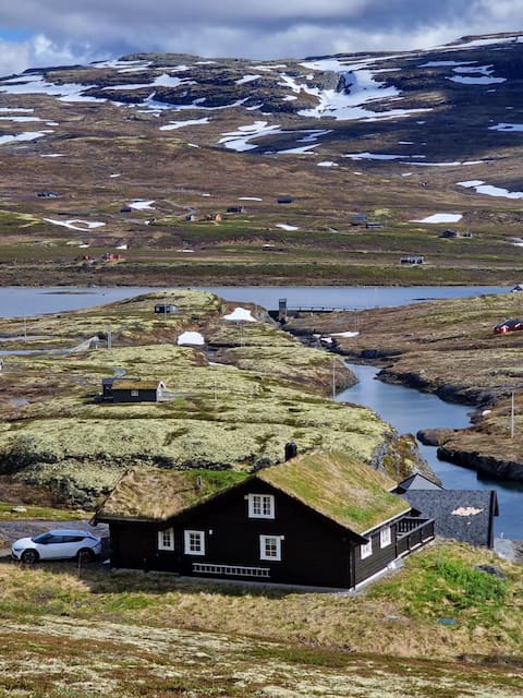 High mountain cabin in Jotunheimen