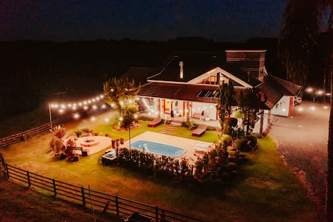 Beautiful view 40 pool heated bathtub 7 bedroom