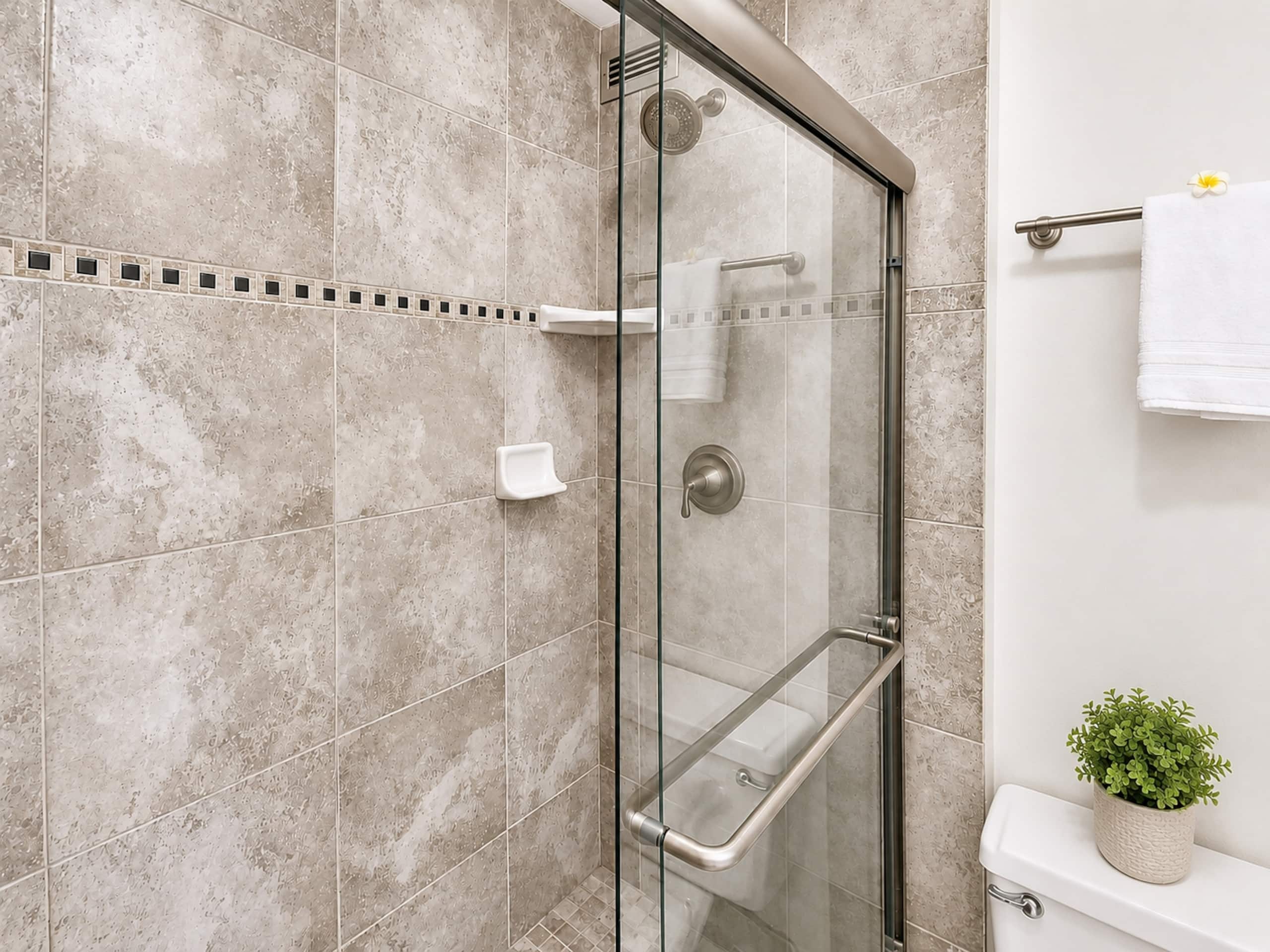 Condo in Kihei · ★4.86 · 1 bedroom · 1 bed · 1 bath - Image 18