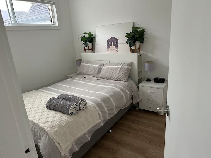 საძინებელი 1