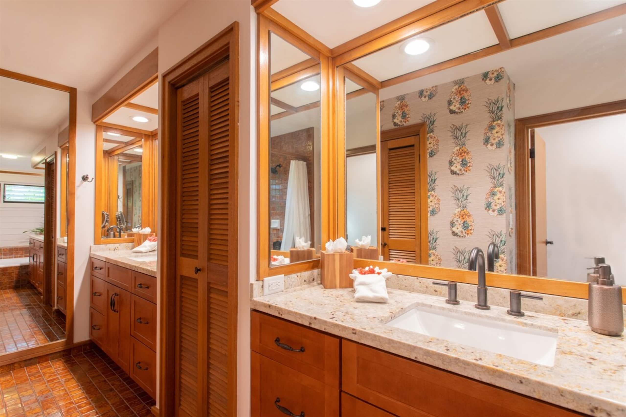 Villa in Lahaina · ★4.97 · 3 bedrooms · 7 beds · 3 baths - Image 47