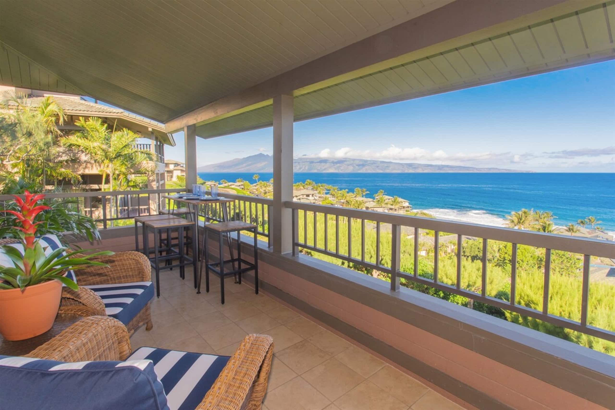 Villa in Lahaina · ★4.97 · 3 bedrooms · 7 beds · 3 baths - Image 8