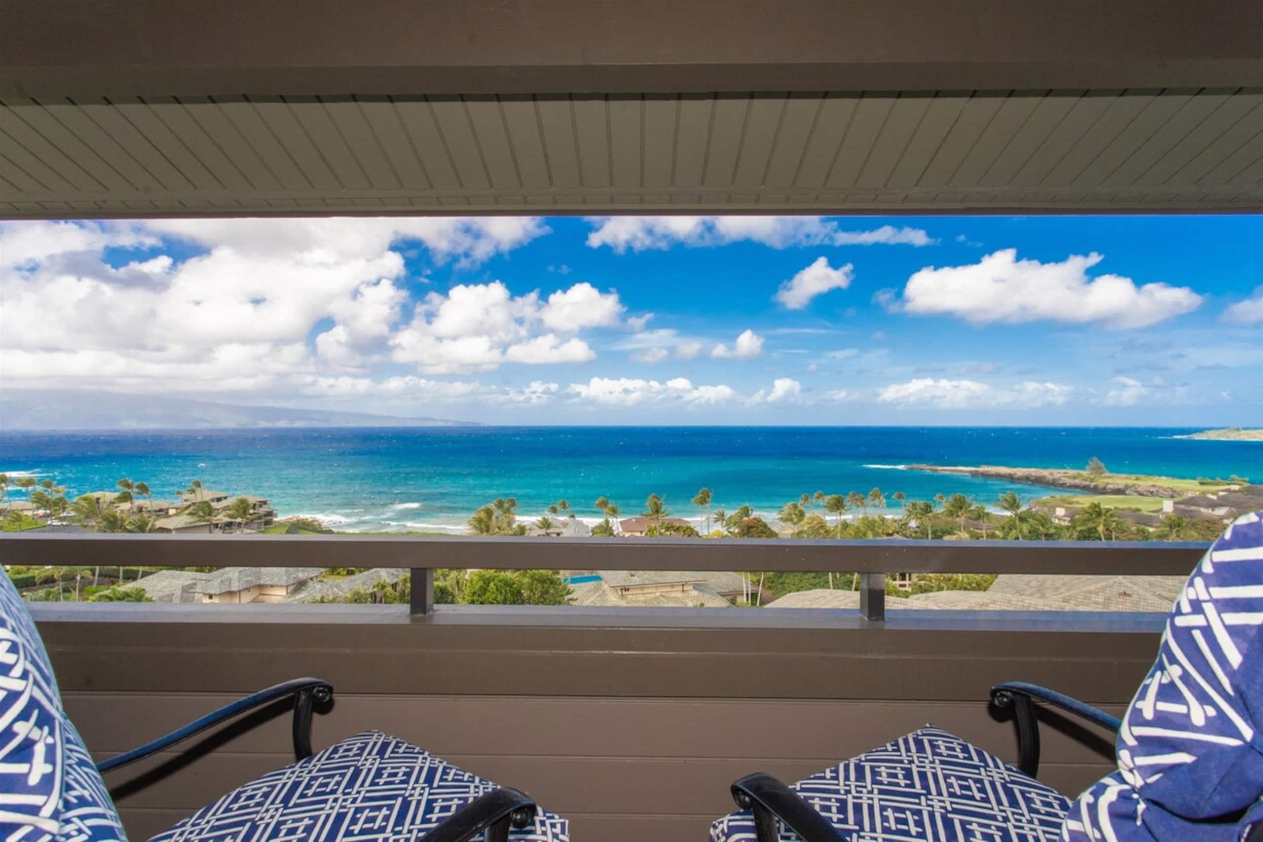 Villa in Lahaina · ★4.97 · 3 bedrooms · 7 beds · 3 baths - Image 25