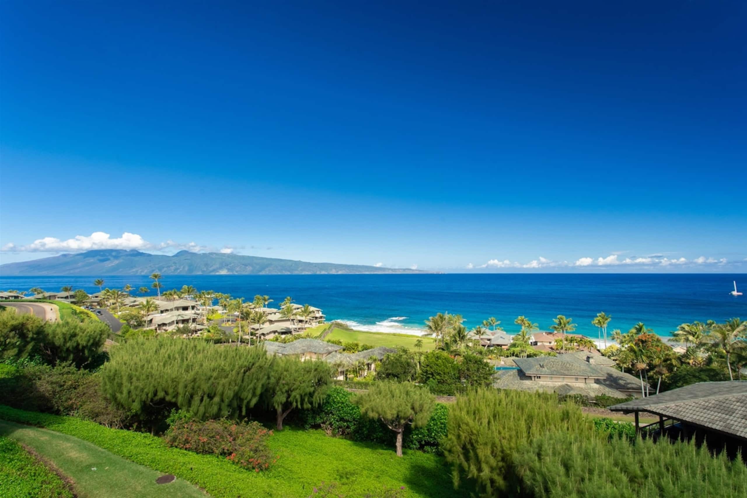 Villa in Lahaina · ★4.97 · 3 bedrooms · 7 beds · 3 baths - Image 6