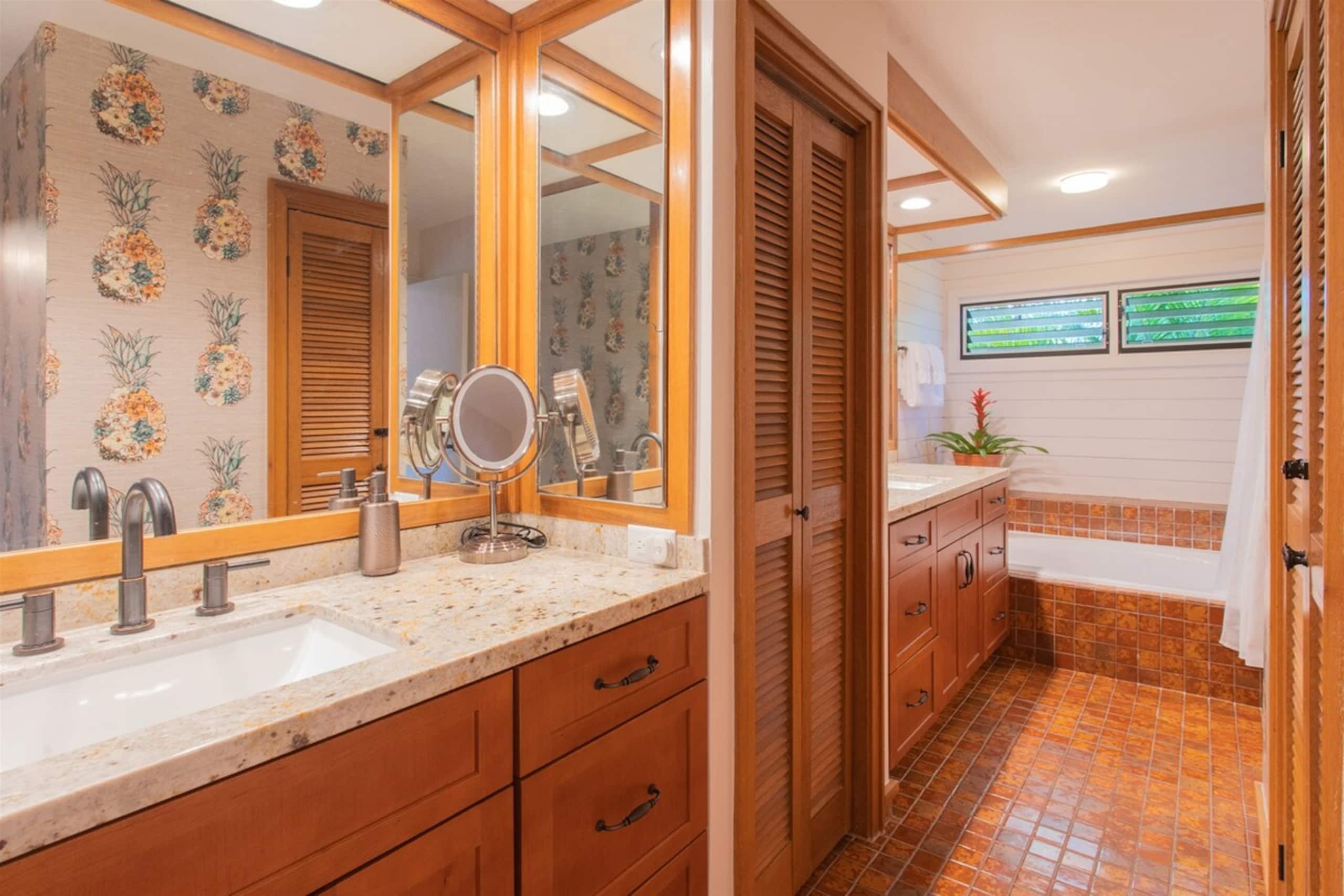 Villa in Lahaina · ★4.97 · 3 bedrooms · 7 beds · 3 baths - Image 46