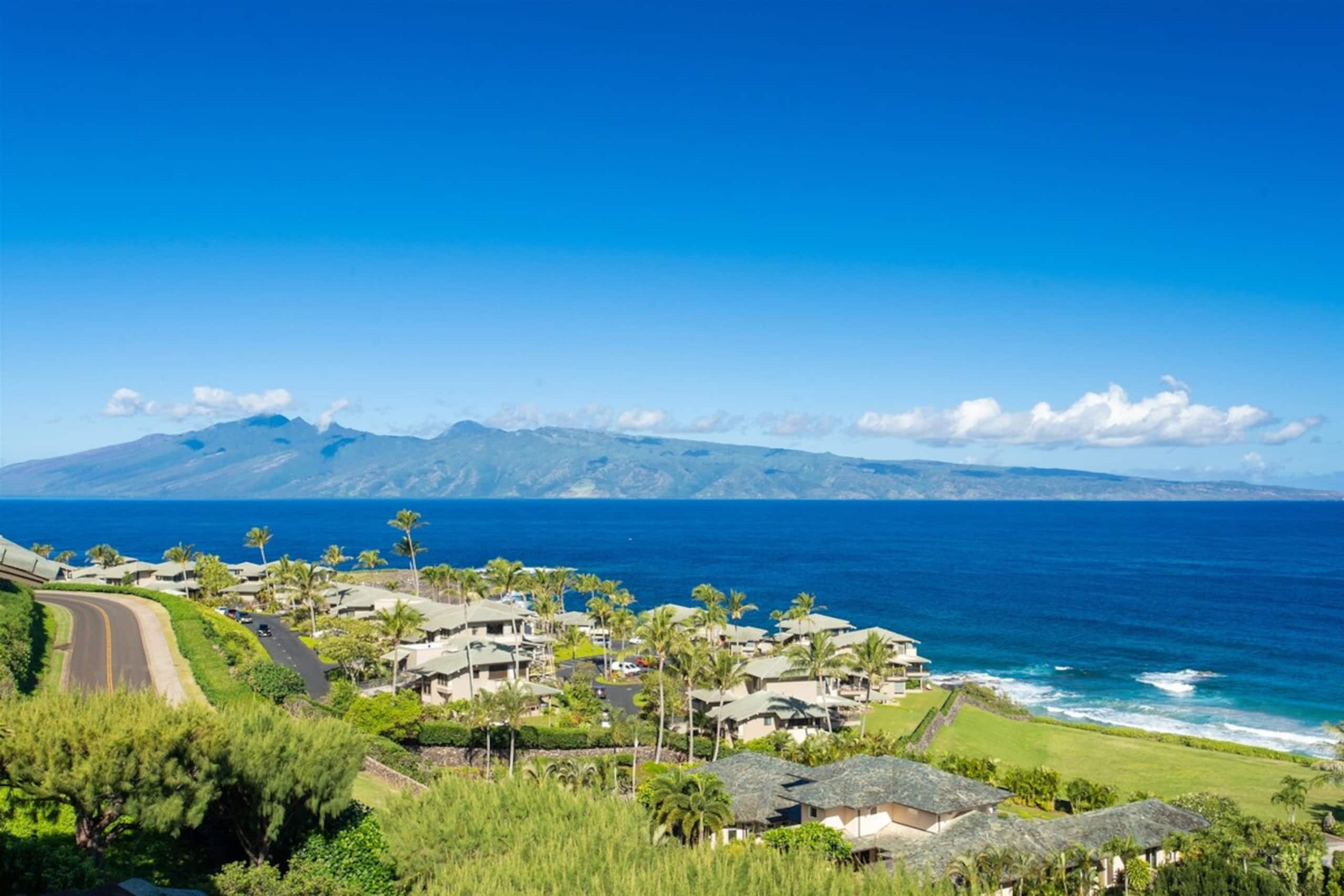 Villa in Lahaina · ★4.97 · 3 bedrooms · 7 beds · 3 baths - Image 26